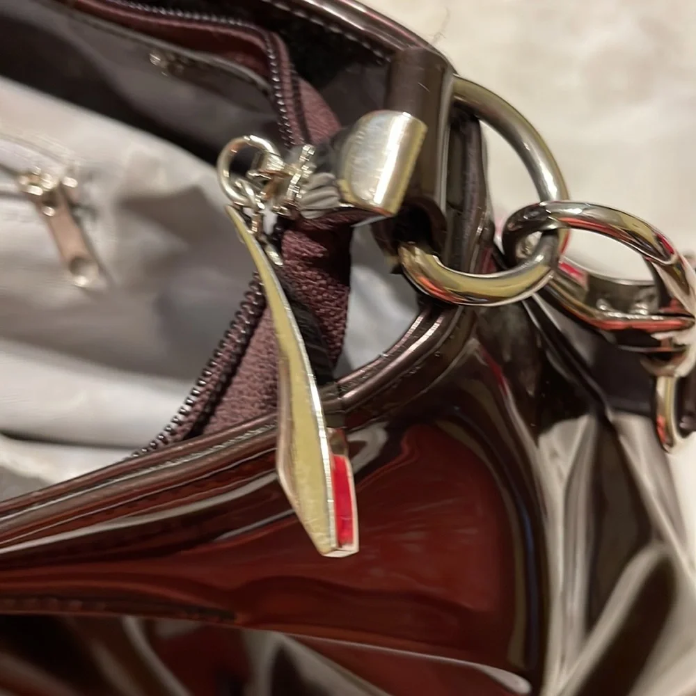Beijo large brown/bronze shiny patent purse with dust cover (Mlb)